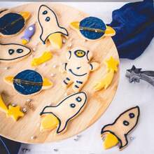 Cookie Cutter Set 6PCS Space Astronaut Cartoon Fun Style Stainless Steel Smooth Edge Non-Stick Easy Release For Kids - Silver - View 7