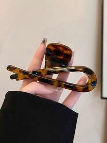 4pcs/1pc Women's 10.6cm/4.17in Brown Leopard Print Straight Square Lightweight Plastic Hair Claw Clip, Fashion Versatile Premium Elegant Minimalist Solid Color Hair Accessory For Daily Wear, Casual, Party, Commute, Beach, Vacation, Ponytail, Updo, Face Washing, Bathing, Makeup, Outfit Matching, Hair Clip - Multicolor - View 3