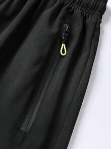 Plus Size Men's Summer Elastic Straight Leg Bermuda Shorts, Solid Color Drawstring Waist Lightweight Running Fitness Sports Pants - Black - View 5
