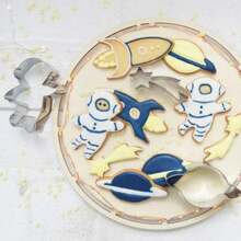 Cookie Cutter Set 6PCS Space Astronaut Cartoon Fun Style Stainless Steel Smooth Edge Non-Stick Easy Release For Kids - Silver - View 6