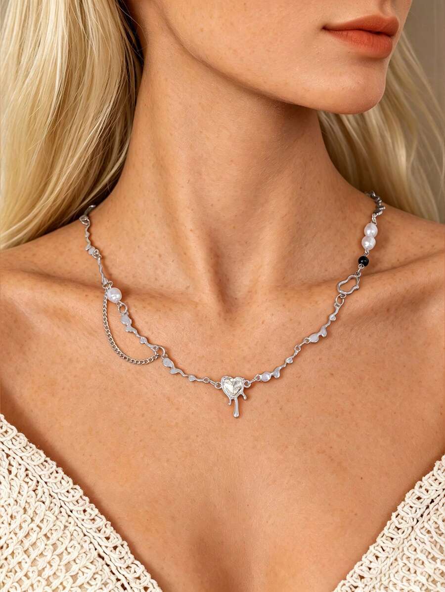 1pc Luxury Niche High-End Heart Faux Pearl Necklace For Women, Versatile Fashion Sweet Cool Style Collarbone Chain - Multicolor - View 1