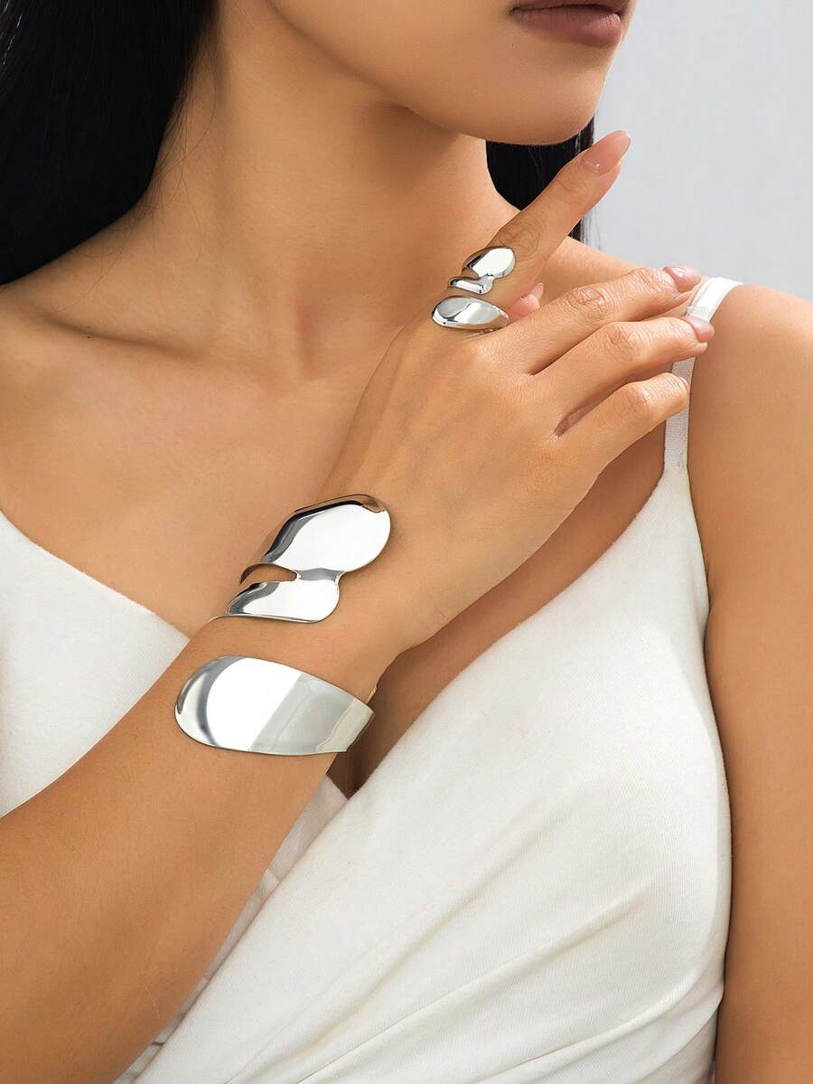 2pcs Fashion Punk Heavy Metal Exaggerated Asymmetrical Open Ring & Bracelet Set For Women - Silver - View 1