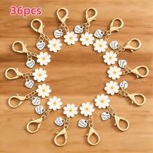 24pcs/36pcs Daisy Flower Keychains With Thank You Pendants & Lobster Clasps, Cute Vintage Bohemian Bag Charms For Women Girls, Elegant Rhinestone Car Key Rings, High-Quality Metal Alloy Purse Hangers, Party Favors, Gift Box Decorations - Daisy Keychain - View 1