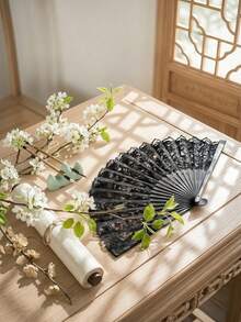 1 pieza Abanico de mano plegable de encaje vintage, marco bordado con flores, abanico enrollado hecho a mano, elegante decoración con borlas, abanico plegable de mano vintage francés para mujer, abanico de encaje estilo corte, accesorio de fotografía de baile clásico, abanico de decoración para boda y fiesta, decoración del hogar, abanico plegable de decoración de escritorio, regalo para mujer adulta, regalo de vacaciones, regalo del Día de San Valentín, regalo de cumpleaños, regalo de fiesta, recuerdo, accesorio de fotografía, accesorio de actuación - 1PC - Ver 10