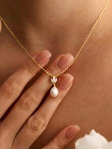 18K Gold Plated Clover Zirconia Pearl Necklace, Elegant And Hypoallergenic, Suitable For Women's Daily Wear And Holiday Gifts - Gold - View 5