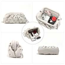 Vintage-Style Pleated Clutch With Rivet Decoration, Ruffled, Cloud-Patterned Beach Bag For Women, Fashionable Clutch Handbag With Chain Strap - 白色 - 查看 7