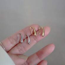 A Pair Of Simple And Delicate Earrings With Quality Ear Hooks, Suitable For Women's Daily Casual Wear. - Multicolor - View 1