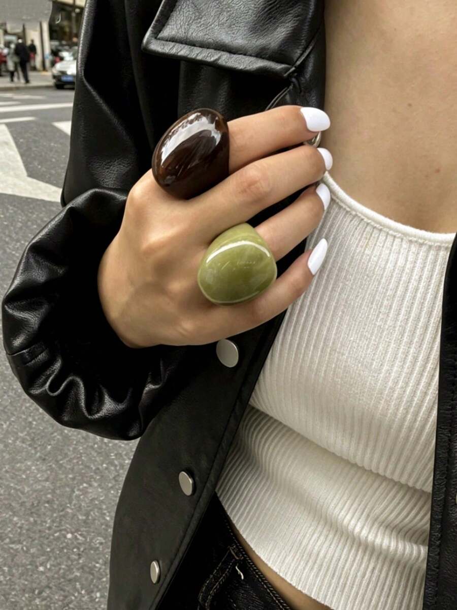 1件/2件裝復古樹脂大尺寸戒指組,琥珀棕與橄欖綠橢圓弧面戒指,美式誇張小眾設計手飾,適合日常通勤與派對,優雅顯膚色獨特風格,送給好友的完美禮物 - 彩色 - 查看 1