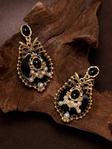 1 Pair Vintage Palace Style Hollow Gold Frame Earrings, 2 Styles Available, Black Agate Inlaid With Pearl Accents, Lightweight Luxury Retro Pendant Earrings, European And American Evening Party Daily High-End Women's Accessories - Multicolor - View 10