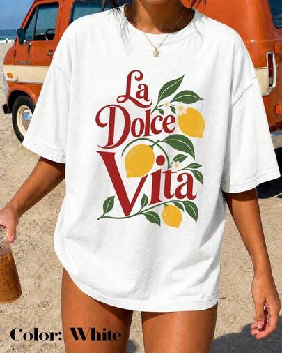 Camisa La Dolce Vita Lemon | ®   Camiseta de Férias de Verão, Camisetas para Homens e Mulheres, Estilo Y2K, Roupas de Verão, Blusas de Verão, Top Estivi