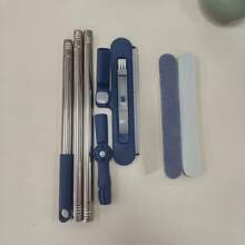 1件 3合1玻璃清潔工具，長47.24英吋，寬9.45英吋，多功能360°旋轉家用高層窗戶刮水器，雙面窗戶清潔工具，玻璃清潔工具，地板清潔刮刀，汽車擋風玻璃，家用刮削工具，清潔用品，清潔工具。適用於地板、玻璃、大理石、牆壁、鏡子清潔。節日禮物。 - 拼接桿旋轉式 - 查看 14