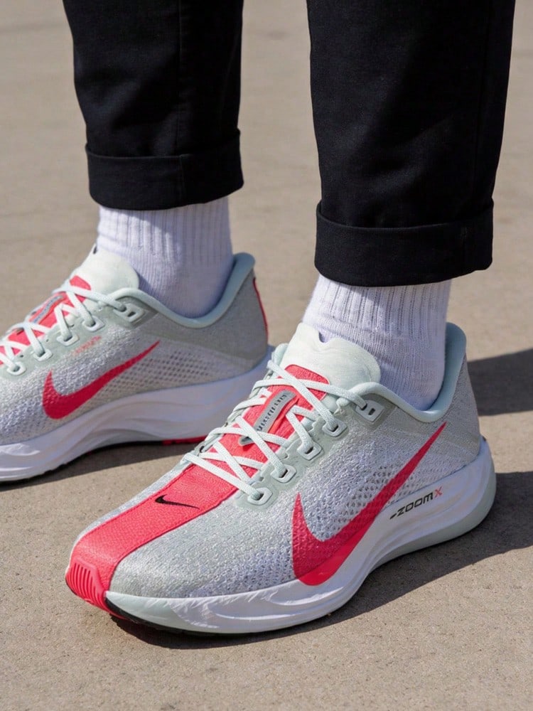 Nike Pegasus Plus 舒適運動透氣回彈 低筒跑步鞋 女款 灰紅 - 灰紅 - 查看 1