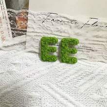 2件裝自黏式雪尼爾字母貼布，刺繡 A-Z 英文字母毛巾貼布，適用於 DIY 衣物、包包、夾克裝飾 - 雪尼爾字母 - 查看 25