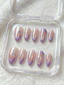 10片裝可愛紫色幽靈法式穿戴甲，杏仁形手工可重複使用全覆蓋假指甲，簡約卡通幽靈波點設計，Ins風甜美少女感萬聖節日常節日美甲裝飾 - 淡紫色 - 查看 2