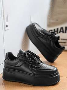Men's Versatile Thick Sole Height-Increasing Casual Sports Lightweight Stylish Shoes - Black - View 1