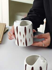 1pc Vintage Style Striped Hand-Painted Ceramic Hand-Held Coffee Cup, Juice Cold Drink Cup, Breakfast Milk Cup, Latte Coffee Cup, Afternoon Tea, Suitable For Home, Cafe, Photography, Valentine's Day Gift Pair, Mother's Day, Thanksgiving, Gift For Family And Friends - Multicolor - View 3