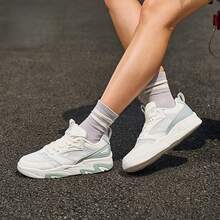 XTEP New Women's Versatile Lightweight Breathable Mesh Outdoor Casual Sneakers - White/Grey-green - View 5