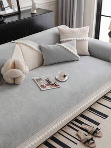 ALPLUME 1 buah Bantal Sofa Minimalis Serbaguna Gaya Nordik Warna Polos, Hiasan Pom Pom dengan Trim Renda, Sarung Sofa Anti Selip Sepanjang Musim, Dapat Dicuci dengan Mesin, Ramah Hewan Peliharaan, Cocok untuk Sofa Tunggal, Ganda, Tiga, Empat, dan Sofa Seksi, Kerajinan Jacquard, Dekorasi Rumah - Light Grey - View 5