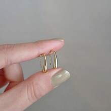 A Pair Of Simple And Delicate Earrings With Quality Ear Hooks, Suitable For Women's Daily Casual Wear. - Multicolor - View 7