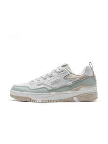 XTEP New Women's Versatile Lightweight Breathable Outdoor Casual Sneakers - White Green - View 1