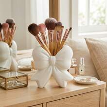 Pink Bow Makeup Brush Holder, Cute Desktop Decor, Suitable For Vanity, Dressing Table, Bathroom Countertop, Perfect Gift For Women, Girls, Makeup Enthusiasts, Aesthetic Storage For Brushes, Pencils, Cosmetics, Japanese Cute Style, Modern Home Decor - Multicolor - View 3