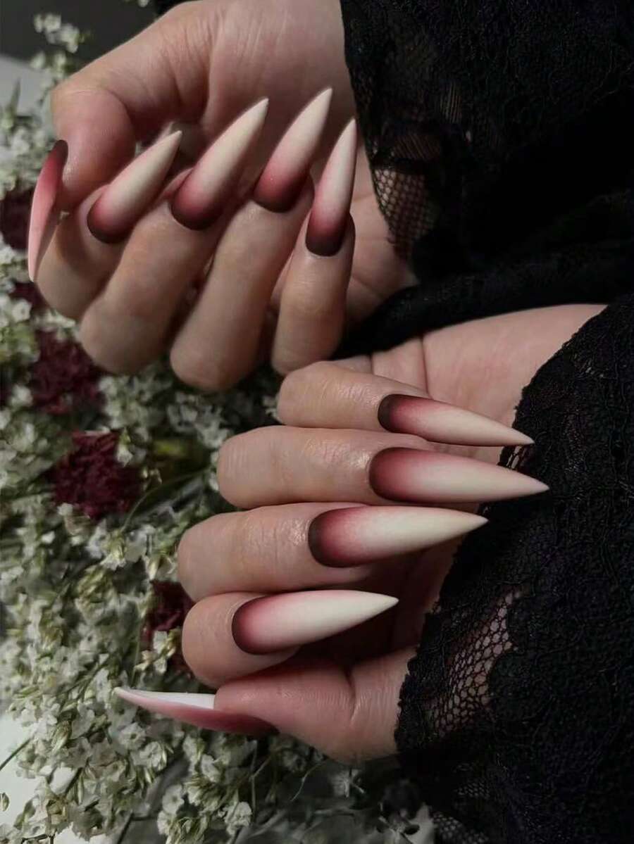 24 Peças Unhas Postiças Halloween Gótico Escuro Fosco Degradê, Unhas Falsas Stiletto Pontiagudas Extra Longas Nude a Bordô Pintadas com Spray, Acabamento Fosco Manicure, Adequado para Festa com Tema de Terror de Halloween - Vermelho - Visão 1