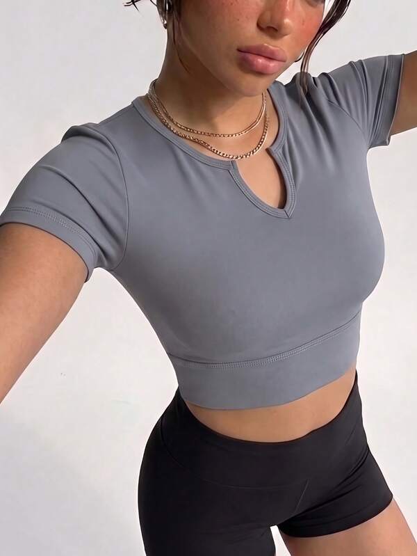 FWH Minimalist Daily Notch V-Neck Yoga Cropped Short Sleeve, Premium All-Match Versatile, Yoga, Pilates, Running, Daily, Slim Fit Yoga Training Sports T-Shirt, Removable Chest Pad, Cropped Waist Slim Fit, Women's Notch V-Neck Slim Fit Cropped Fitness Short Sleeve Yoga Top