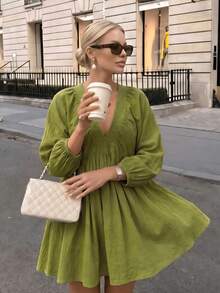 春夏秋新款優雅時尚街頭性感深V領泡泡袖修身半透休閒短洋裝，輕盈透氣度假風波希米亞與西部熱帶陽光洋裝 - 橄欖綠 - 查看 3