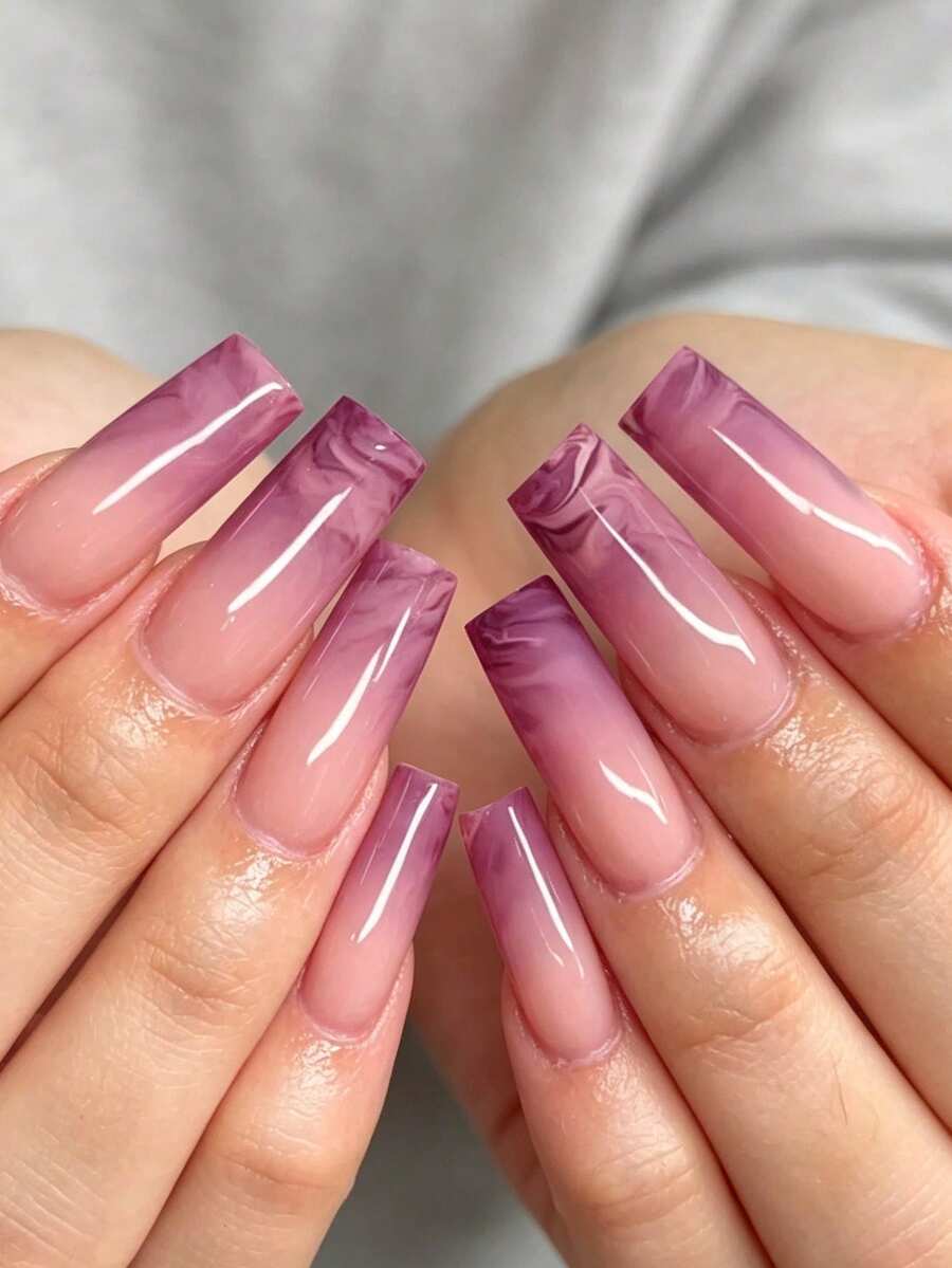 Show Your Beauty 24片中長款水管美甲片 經典優雅粉紫漸層紮染亮面顯白假指甲 時尚百搭穿戴甲 適合約會派對 春夏秋冬 女士女孩日常佩戴 可拆卸式美甲套組 含果凍膠與美甲锉 易貼耐用 果凍膠隨機發送 - 彩色 - 查看 1