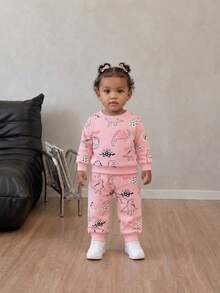Baby GirlLightweight Pink Set, Cute Cartoon Dinosaur All-Over Print Round Neck Long Sleeve Top And Pants, Comfortable Casual 2-Piece Outfit For Spring/Autumn - Pink - View 1