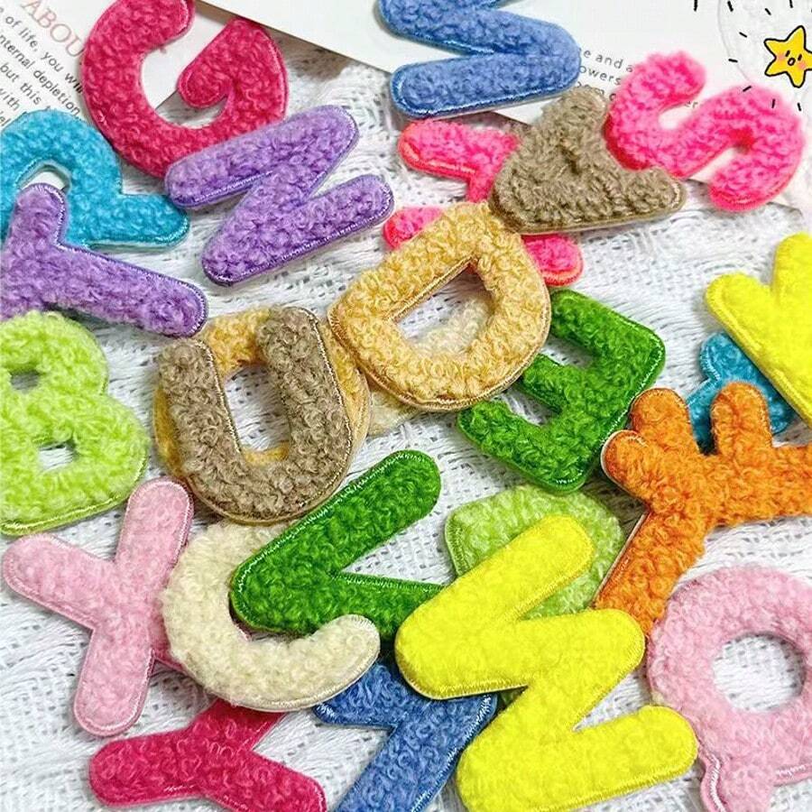 2件裝自黏式雪尼爾字母貼布,刺繡 A-Z 英文字母毛巾貼布,適用於 DIY 衣物、包包、夾克裝飾 - 雪尼爾字母 - 查看 1