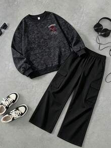 2pcs/Set Boys Outfit, Crew Neck Rose Print Sweatshirt Paired With Simple Casual Cargo Pants, Autumn/Winter New Style, Suitable For School And Daily Wear - Black - View 2