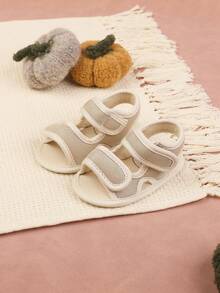 1 Pair Unisex Mesh Design Versatile Breathable Flat Cute Sandals Suitable For Summer - Apricot - View 1