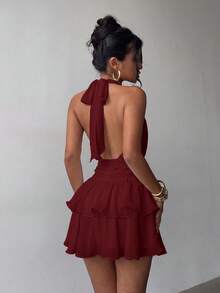 Elegante vestido mini de moda con cuello halter, espalda descubierta y volantes en capas para boda - Burdeos - Ver 1
