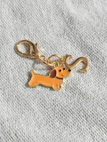 Móc khóa chữ cái A-Z hình xúc xích Dachshund dễ thương, phụ kiện chủ đề thú cưng vui nhộn, mặt treo chữ cái và móc khóa túi xách, charm treo túi, trang trí móc khóa, phụ kiện cho ốp điện thoại, ví, chìa khóa xe, phù hợp cho ví, túi, ba lô, mặt treo chìa khóa xe, nhỏ gọn tinh tế, thích hợp cho du lịch, hẹn hò, hoạt động bãi biển, mua sắm, đi làm và đi học, quà tặng tuyệt vời cho ngày tựu trường, Ngày Nhà giáo, mùa tốt nghiệp, lễ hội sự kiện, người yêu thú cưng - Nhiều màu - Xem 17