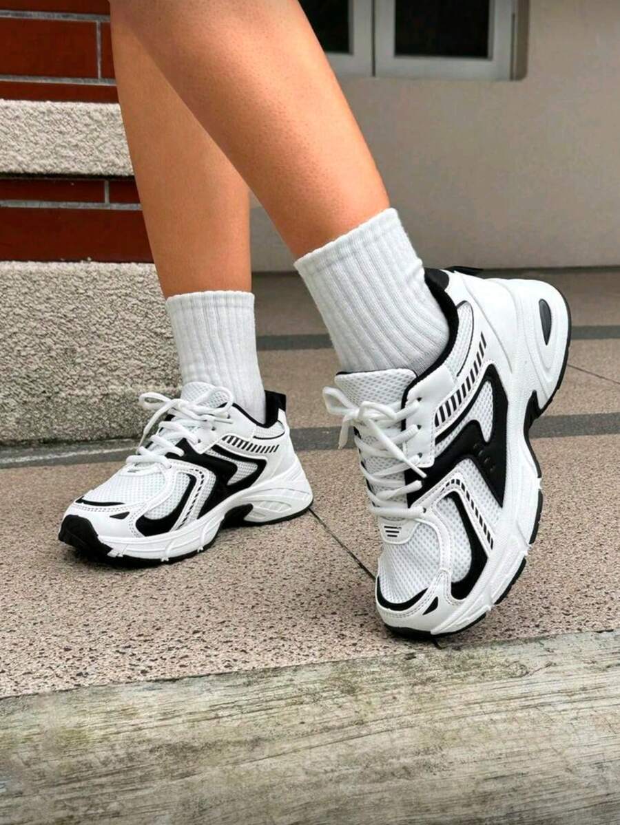 Women's Casual Shoes Summer PU Material Thick Sole Height-Increasing Chunky Sneakers Versatile Sneakers - Black - View 1