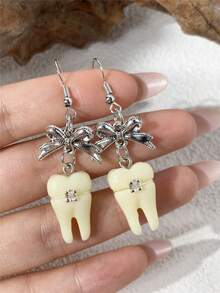 1 Pair Of 3D Resin Simulated Teeth-Shaped Pendant Bow Earrings For Women. Cute, Quirky, Fun, And Fashionable, Suitable For Everyday Wear Or As A Gift. - Multi-colored Teeth - View 5