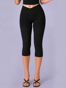 Women High Waisted Crossover Capri Yoga Leggings, Ruched Back Workout Gym Pants For Running Pilates Training Casual Activewear Sports - Black - View 9