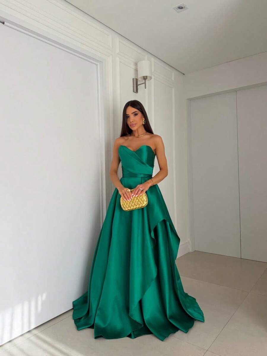 Elegant, Conservative Strapless Princess Dress For Weddings Or Graduation Parties. - Green Flag - View 1