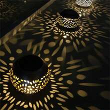 1 pieza/2 piezas Luz de proyección de globo solar con diseño de hoja hueca, lámpara proyector de sombras LED alimentada por energía solar con encendido/apagado automático e impermeable, luz nocturna decorativa para exteriores para jardín, césped, camino, patio, balcón, villa, patio interior y patio trasero - Manchas negras - Ver 2