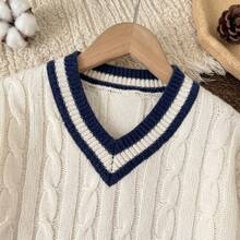 Áo len dệt vặn thừng cổ chữ V cho bé gái, áo chui đầu phong cách preppy cho tween girl với viền sọc xanh navy, tay dài, mặc mùa thu đông, phù hợp mặc hàng ngày và đi chơi cuối tuần - Xanh và trắng - Xem 8