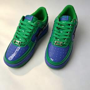 Casual Skate Shoes With Contrast Star Logo, Glossy Finish, Black And White Sole, Men's And Women's