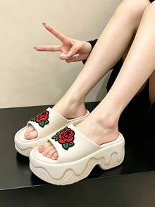 Women's Rose Embroidered Platform Slippers, EVA Platform Slides, Open-Toe Comfort Sandals, Y2K Style Indoor & Outdoor Dual-Use Footwear - White - View 5
