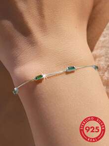 1pc S925 Sterling Silver Minimalist Ins Cold Style Elegant Green Geometric Square Diamond Bracelet, Fashionable Luxury Niche Exquisite Personalized High-End Square Green Diamond Box Chain, Versatile Jewelry Holiday Gift - Square - View 12