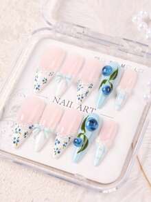 10 piezas de uñas postizas largas y reutilizables, estilo francés en rosa nude soñador y azul claro, con decoración 3D de arándano, encaje, perla, lazo y cuadros, manicura dulce y fresca de verano, adecuadas para uso diario, citas, fiestas y viajes, exquisito regalo de uñas para mujeres y niñas, uñas postizas hechas a mano - Celeste - Ver 7