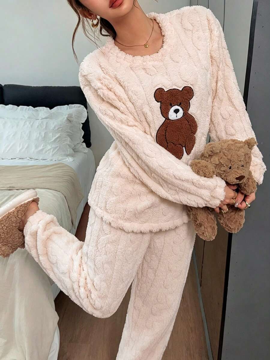 Dreamivo طقم بيجامة نسائي شتوي من قطعتين بنقشة دب مطرزة، سميك بأكمام طويلة وبنطال طويل من الفليس - لون مشمشي - مشاهدة 1