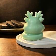 Christmas Reindeer Shaped Silicone Mold For Scented Candles, Resin, Plaster Decor Ornaments, Party Favors Gift - S312 Christmas Reindeer Mold - View 2