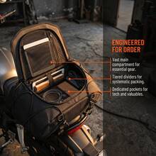 Tas Belakang Motor Tahan Air Bahan Oxford Kapasitas Tinggi dengan Sistem Lepas Cepat, Dilengkapi Strip Reflektif, Banyak Kantong, Lapisan Dalam yang Dapat Dilepas & Penyimpanan Eksternal, Desain Lepas Cepat untuk Berbagai Kendaraan, Universal untuk Skuter. - Hitam - View 5