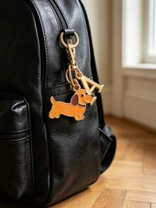 Móc khóa chữ cái A-Z hình xúc xích Dachshund dễ thương, phụ kiện chủ đề thú cưng vui nhộn, mặt treo chữ cái và móc khóa túi xách, charm treo túi, trang trí móc khóa, phụ kiện cho ốp điện thoại, ví, chìa khóa xe, phù hợp cho ví, túi, ba lô, mặt treo chìa khóa xe, nhỏ gọn tinh tế, thích hợp cho du lịch, hẹn hò, hoạt động bãi biển, mua sắm, đi làm và đi học, quà tặng tuyệt vời cho ngày tựu trường, Ngày Nhà giáo, mùa tốt nghiệp, lễ hội sự kiện, người yêu thú cưng - Nhiều màu - Xem 5