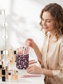 Rhinestone Leopard Print Hexagonal Makeup Brush Holder, Large Capacity, Surface Inlaid With Colorful Rhinestones, Luxury Sparkling Style, Full Rhinestone Pattern, Hexagonal Column Shape, Neat Edge Details, Makeup Tool Container, Suitable For Bedroom Vanity, Makeup Room Desktop And Other Scenes - Multicolor - View 8